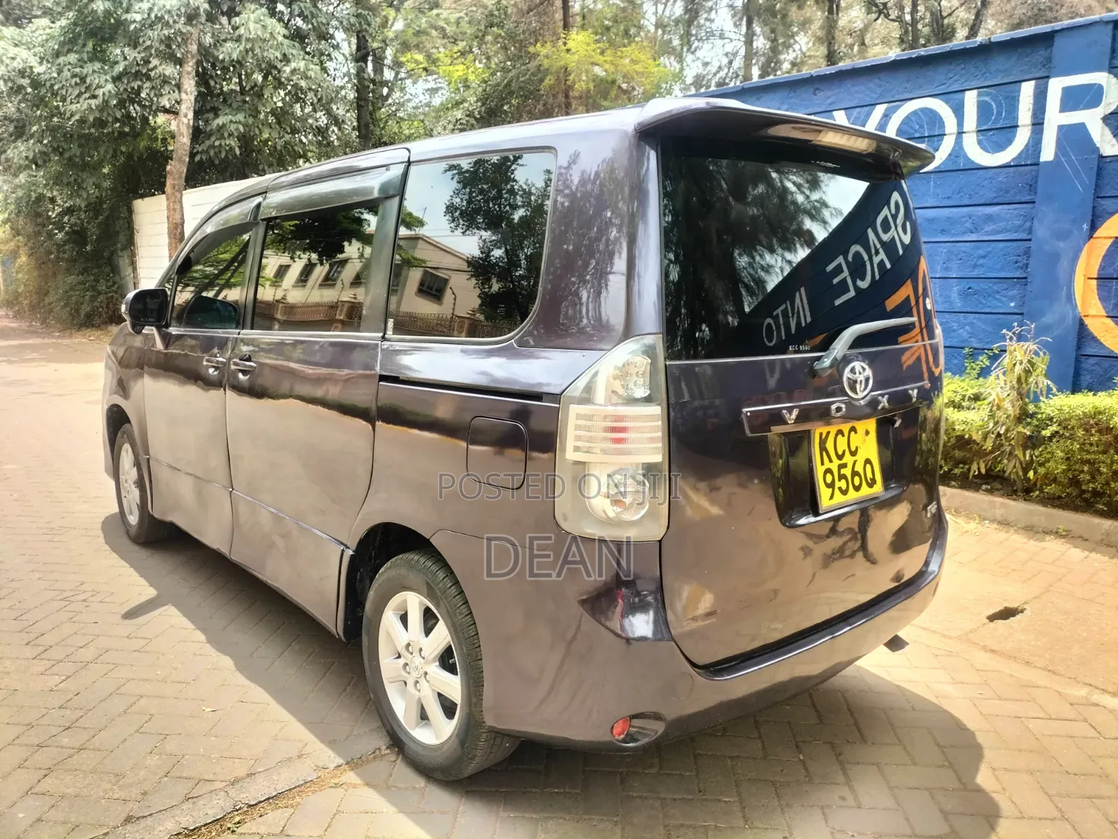 Toyota Voxy 2008 Burgundy