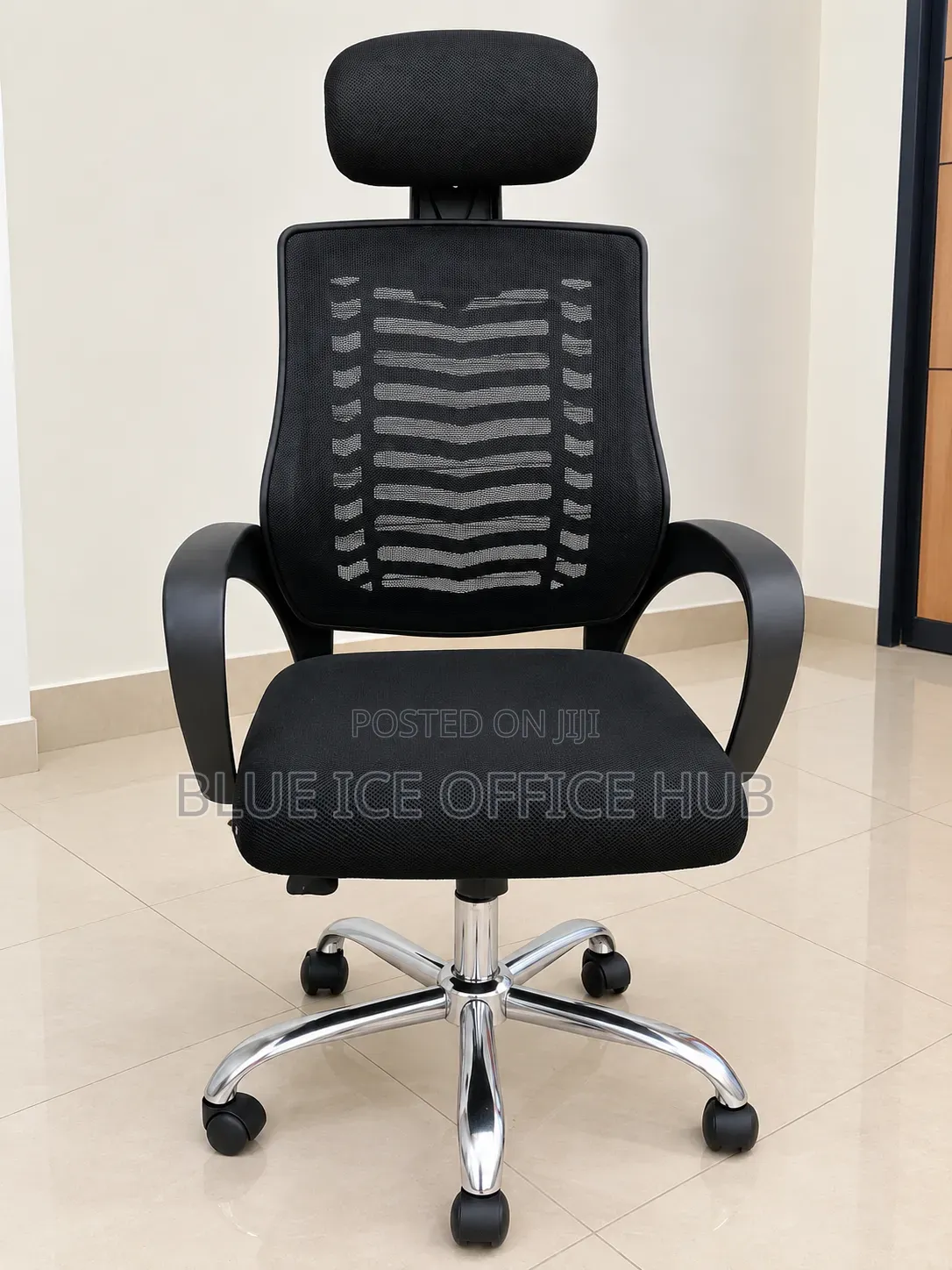 Black Mesh Headrest Chair
