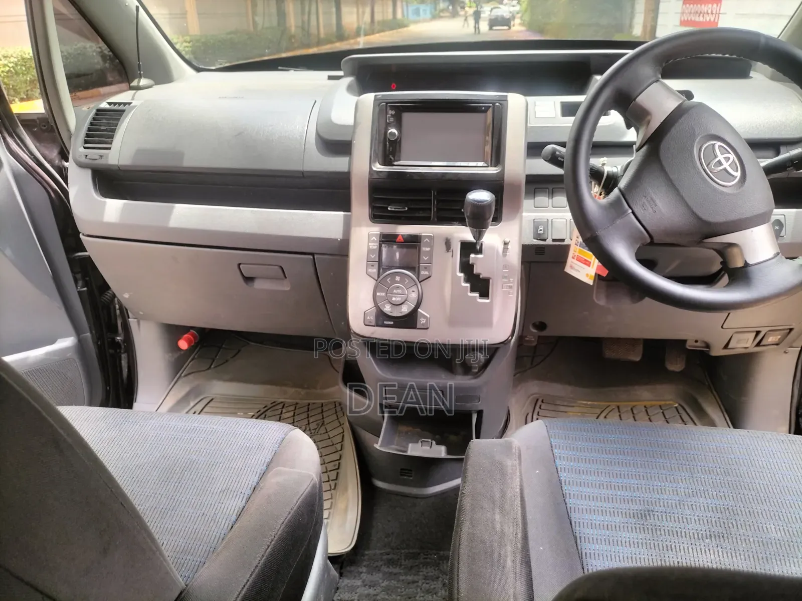 Toyota Voxy 2008 Burgundy