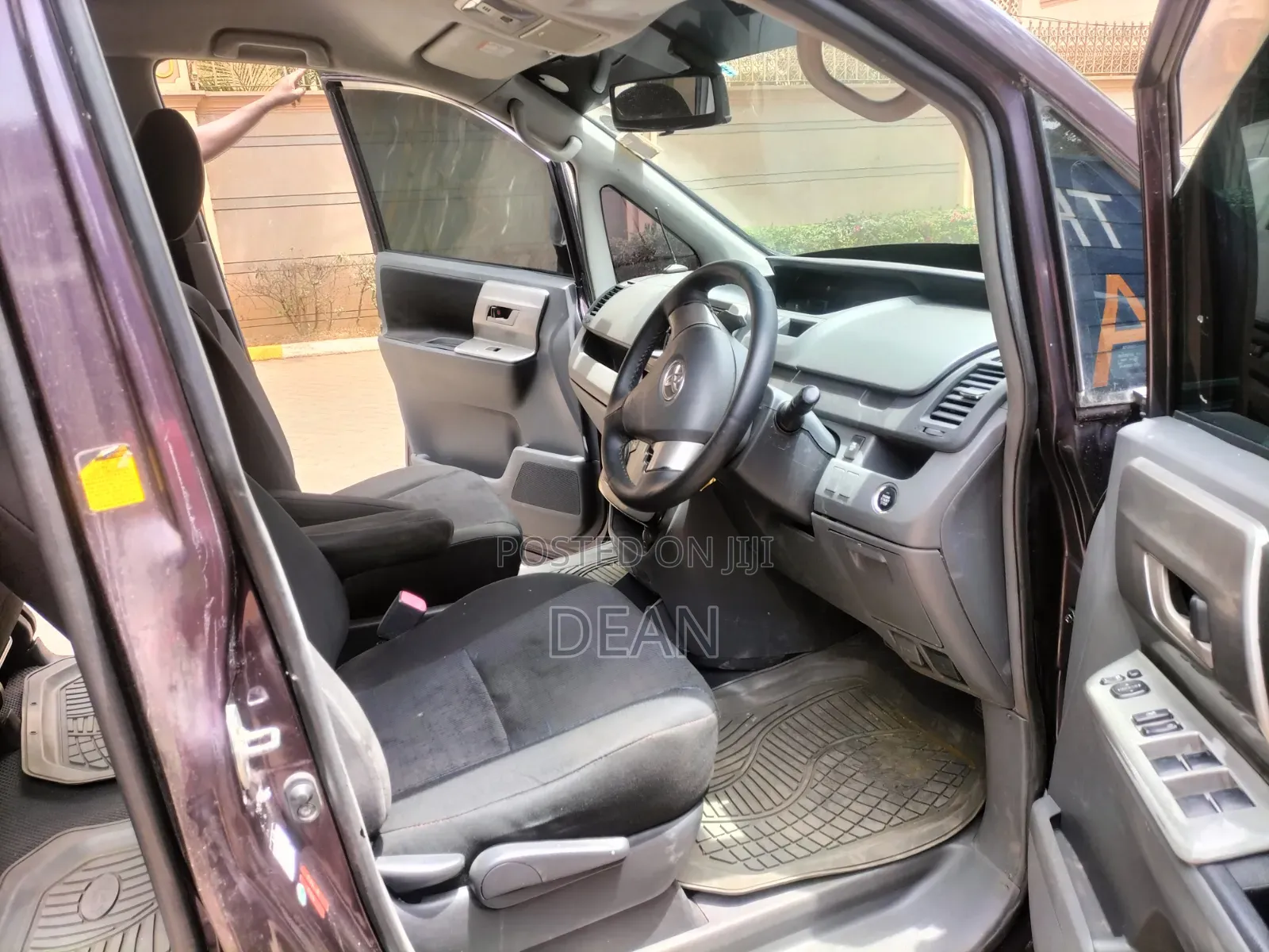 Toyota Voxy 2008 Burgundy
