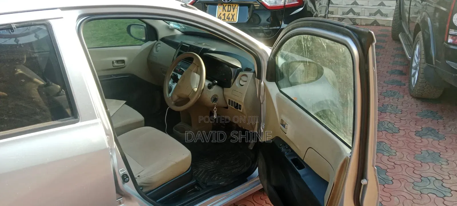 Daihatsu Mira 2013 Silver