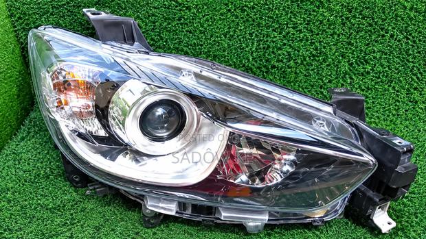Cx5 2012 Headlight - main view