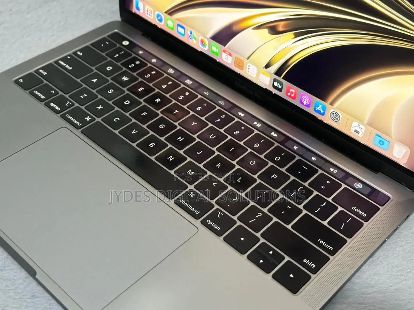 Laptop Apple MacBook 2018 16GB Intel Core i5 SSD 256GB