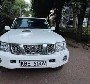 Nissan Patrol 2008 White
