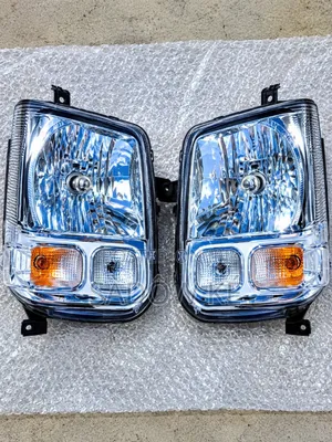Suzuki Evary Headlight