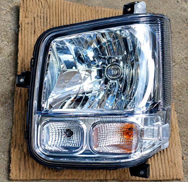 Suzuki Evary Headlight - thumbnail 2