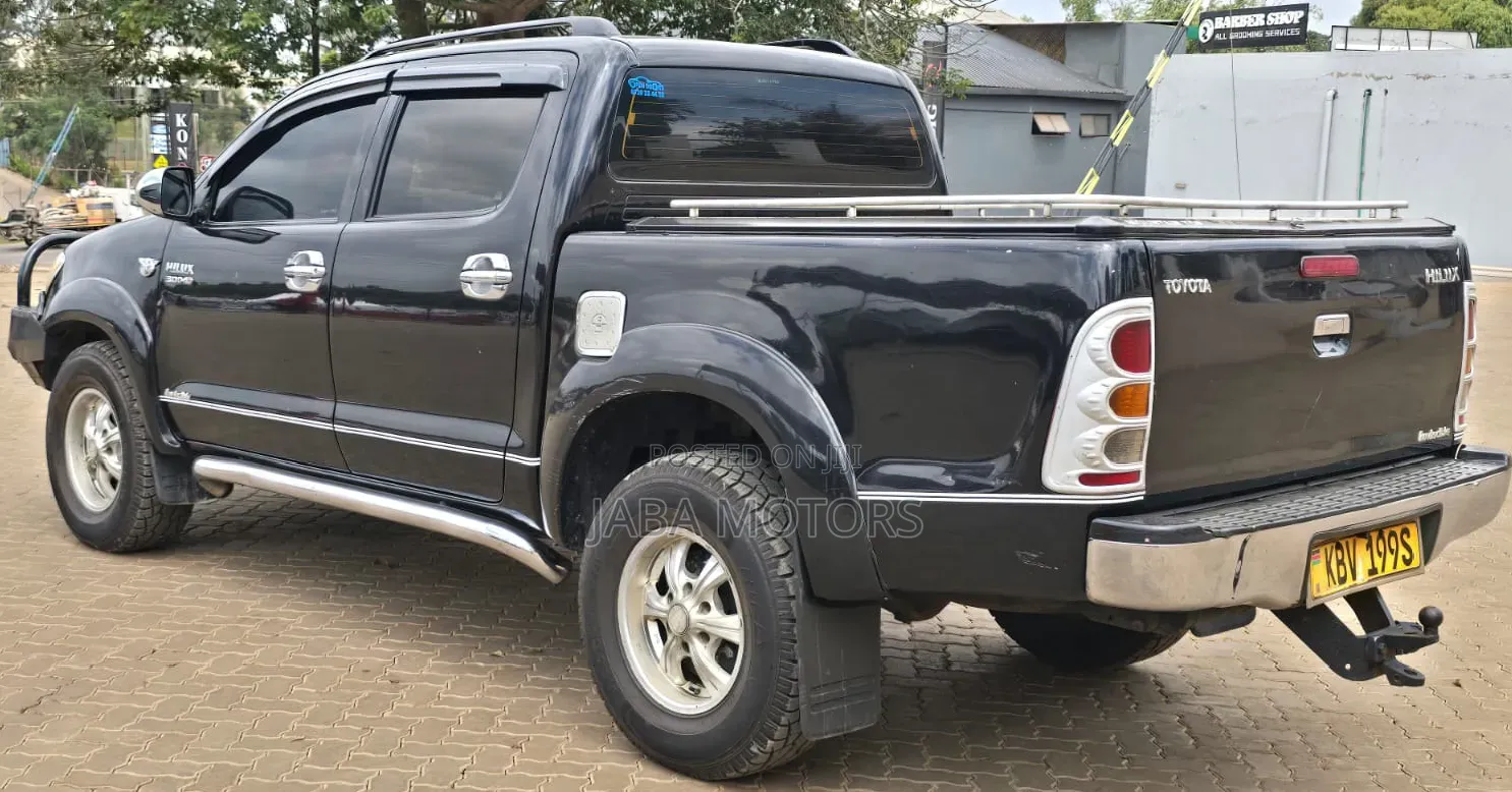 Toyota Hilux 2007 Black