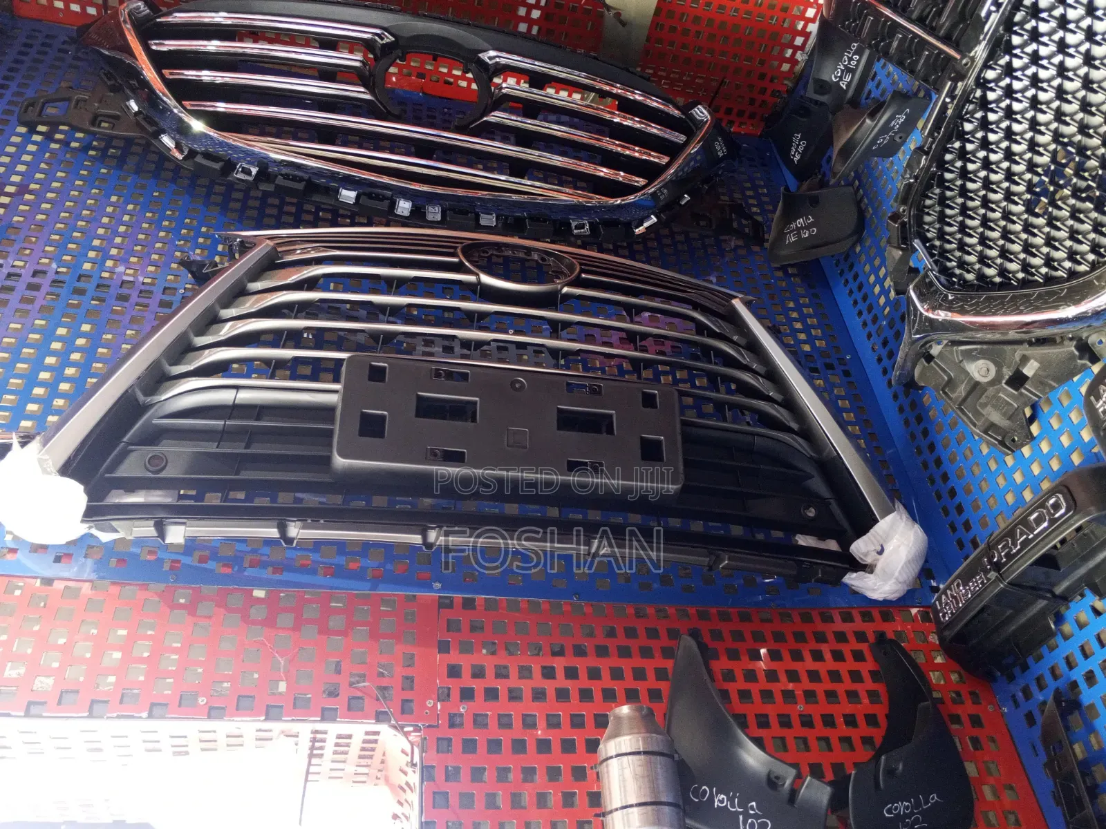 Grille Lexus RX200