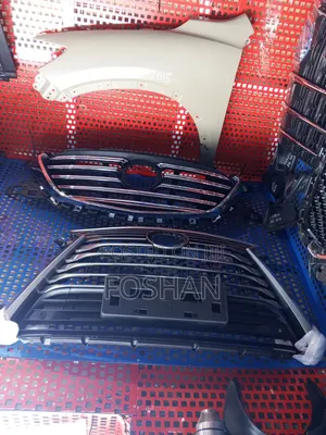 Grille Lexus RX200