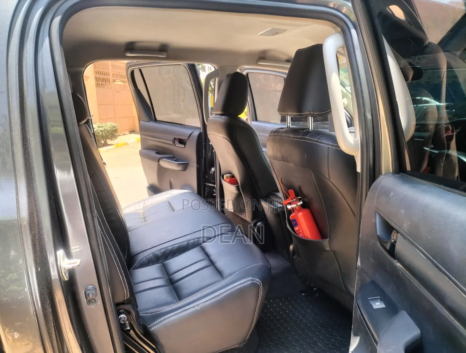 Toyota Hilux 2017 Black