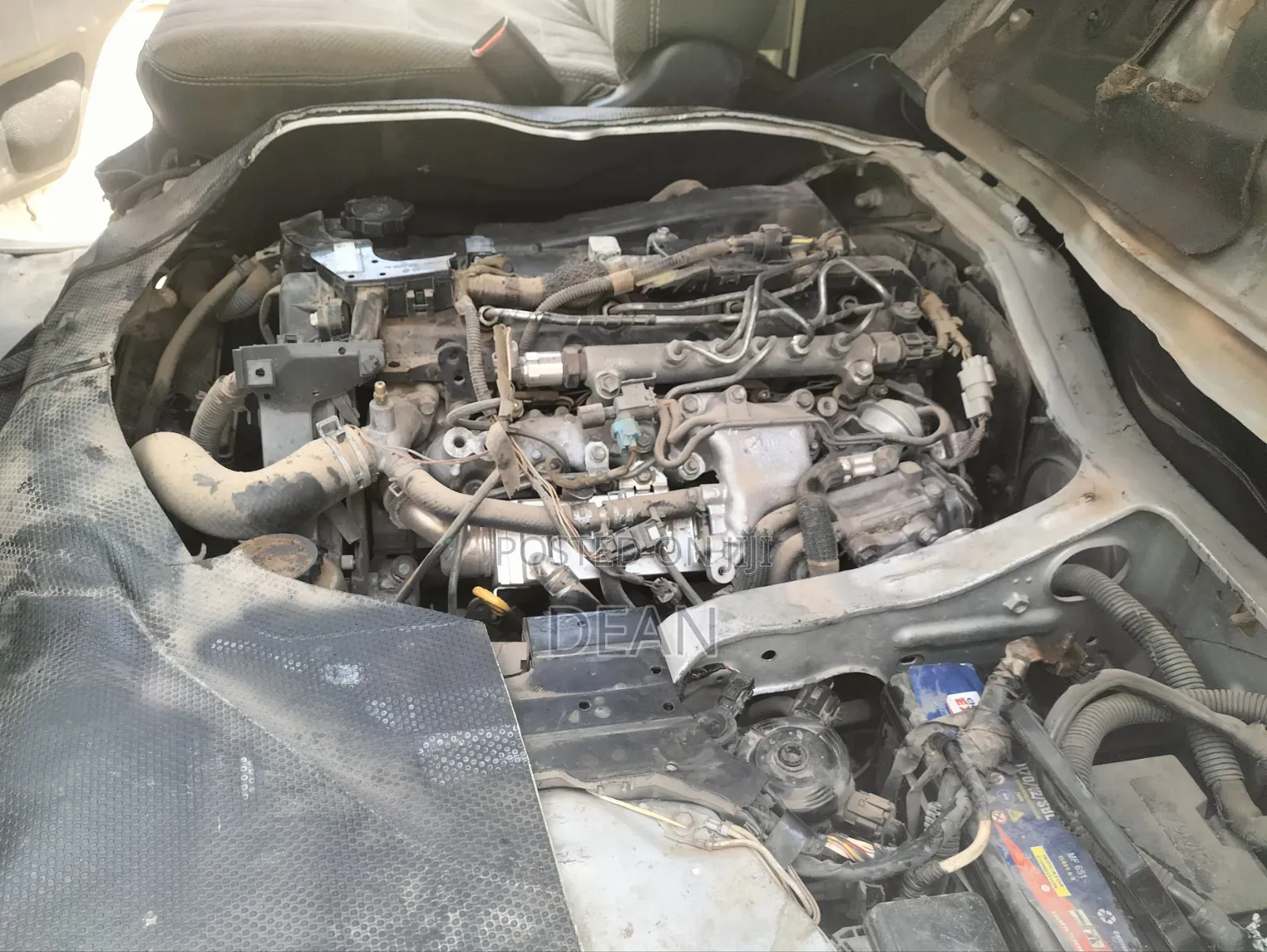 Toyota HiAce 2012 Silver