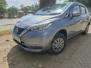 Nissan Note 1.2 Hybrid 2017 Gray