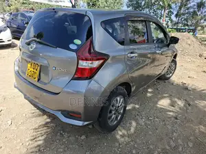 Nissan Note 1.2 Hybrid 2017 Gray