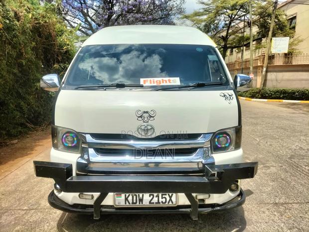Toyota HiAce 2020 White