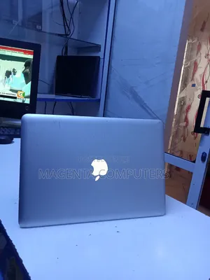 Laptop Apple MacBook 2010 2GB Intel Core 2 Duo HDD 320GB