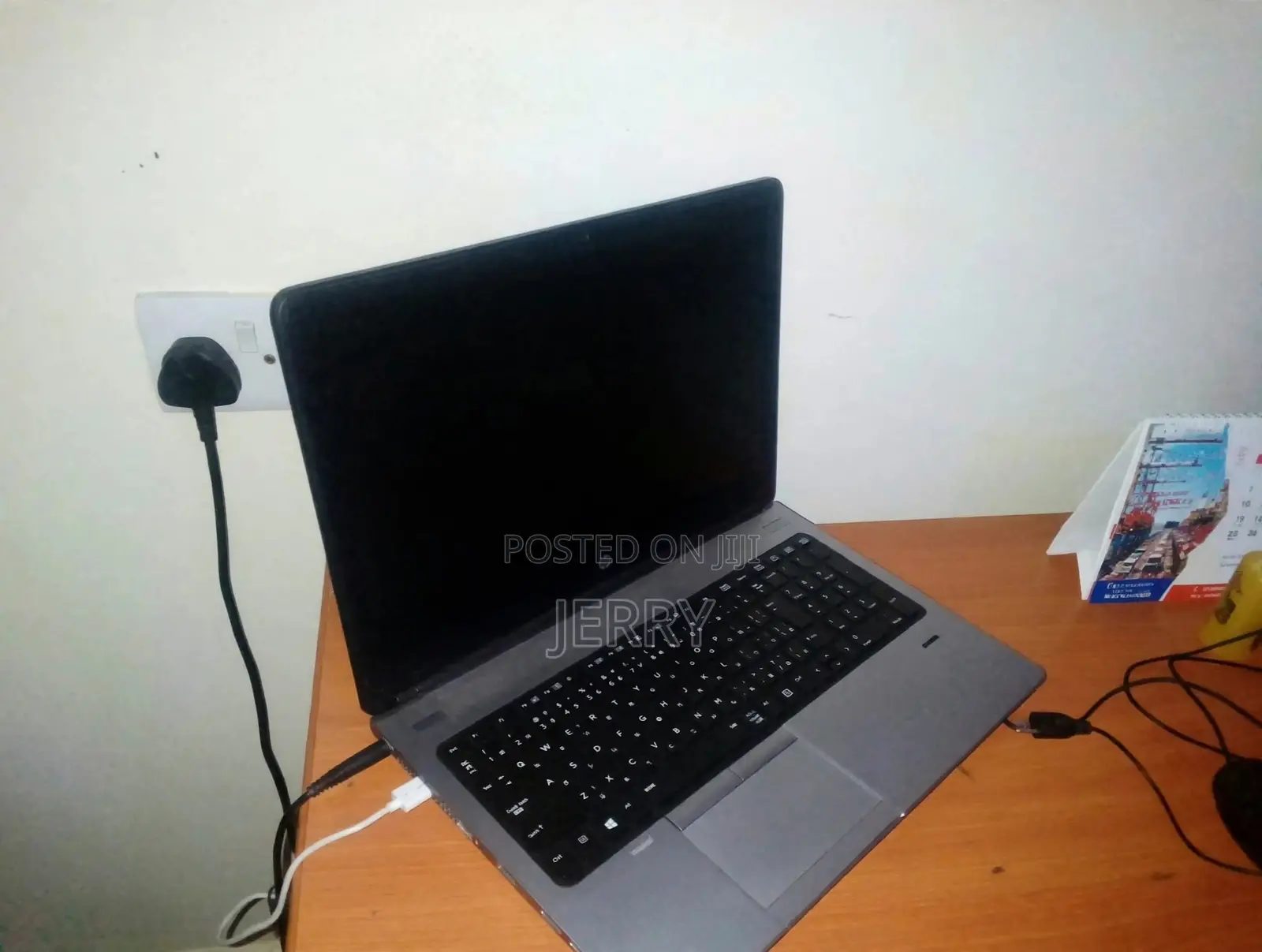 Laptop HP 655 4GB SSD 256GB
