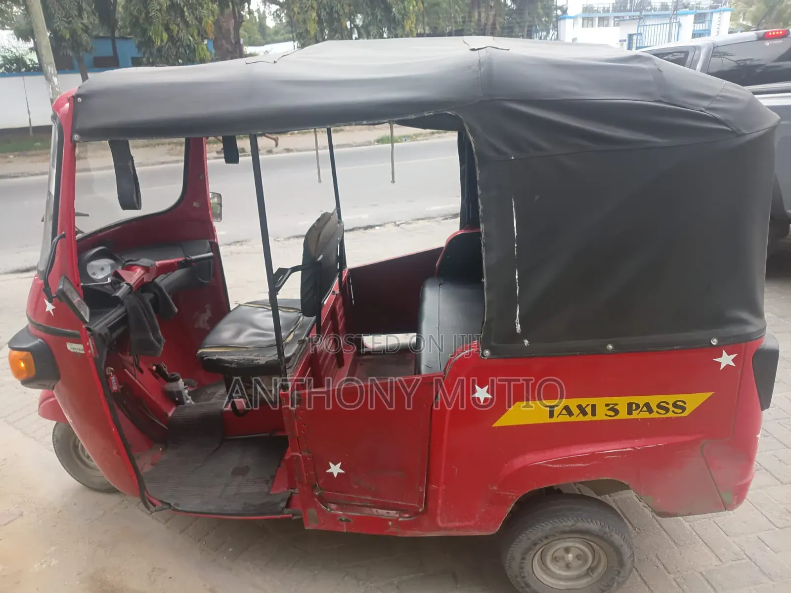 Piaggio 2020 Red