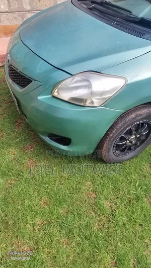 Toyota Belta 2010 Green