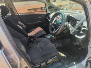 Honda Fit Automatic 2012 Silver