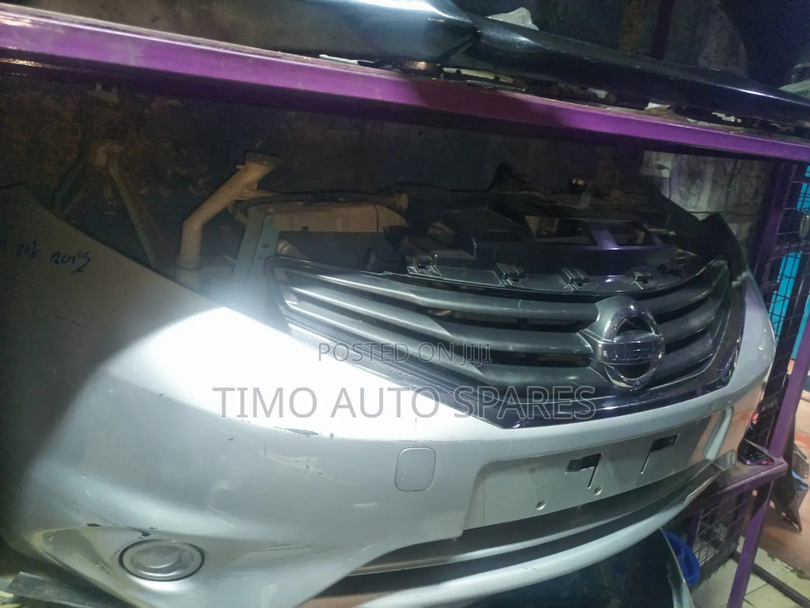 Nissan Note 2012 Nose Cut
