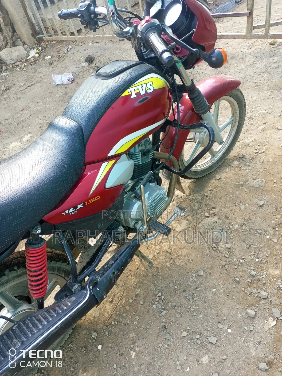 TVS HLX Plus ES 2024 Red