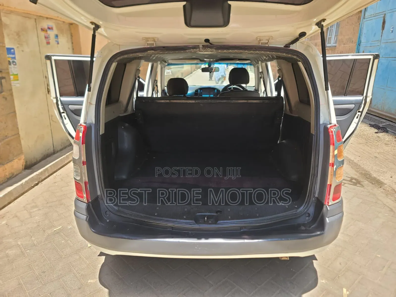 Toyota Succeed 2011 White