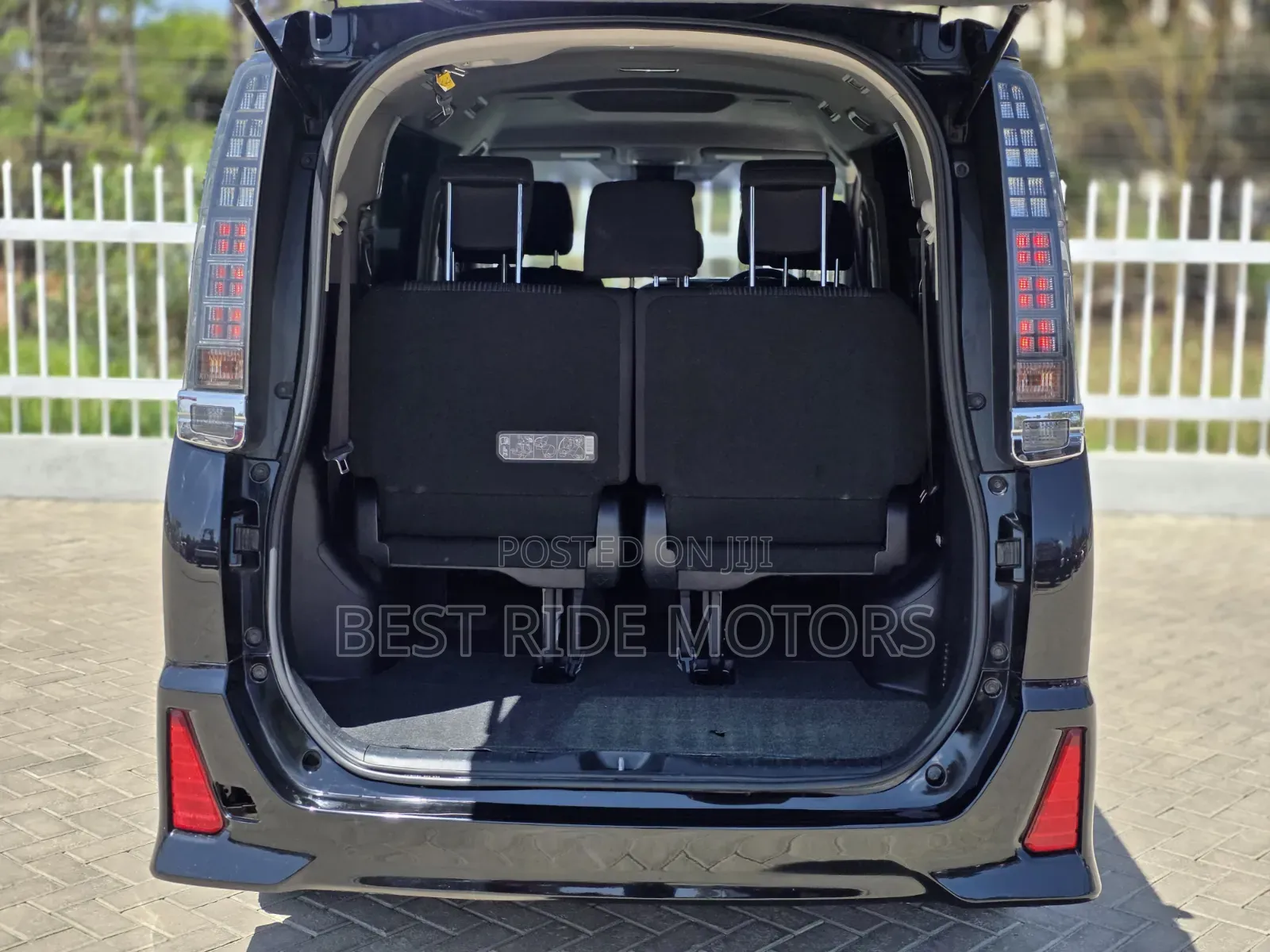 Toyota Voxy 2016 Black