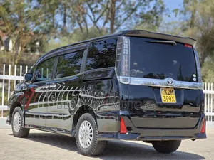 Toyota Voxy 2016 Black