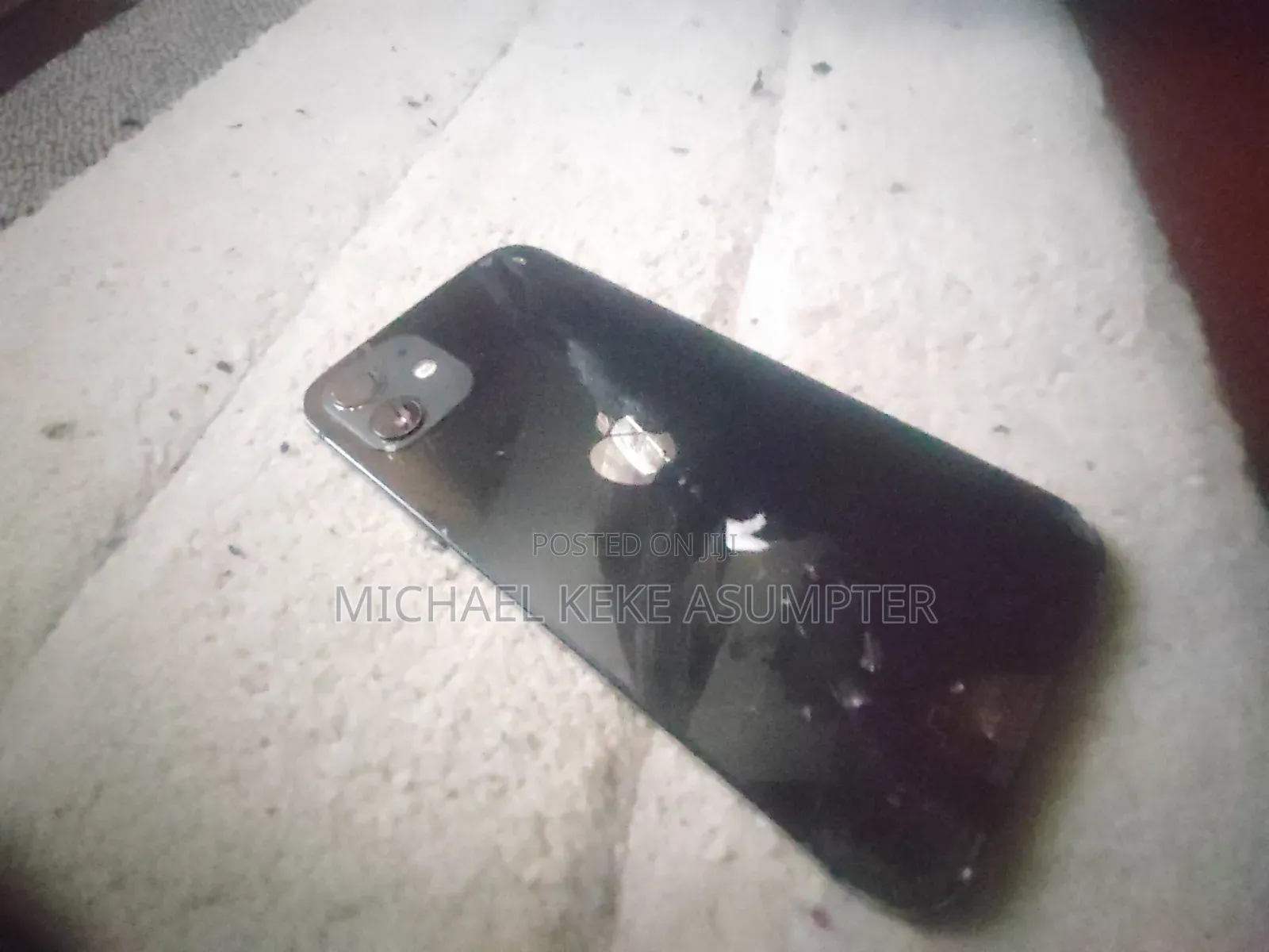 Apple iPhone 12 64 GB Black