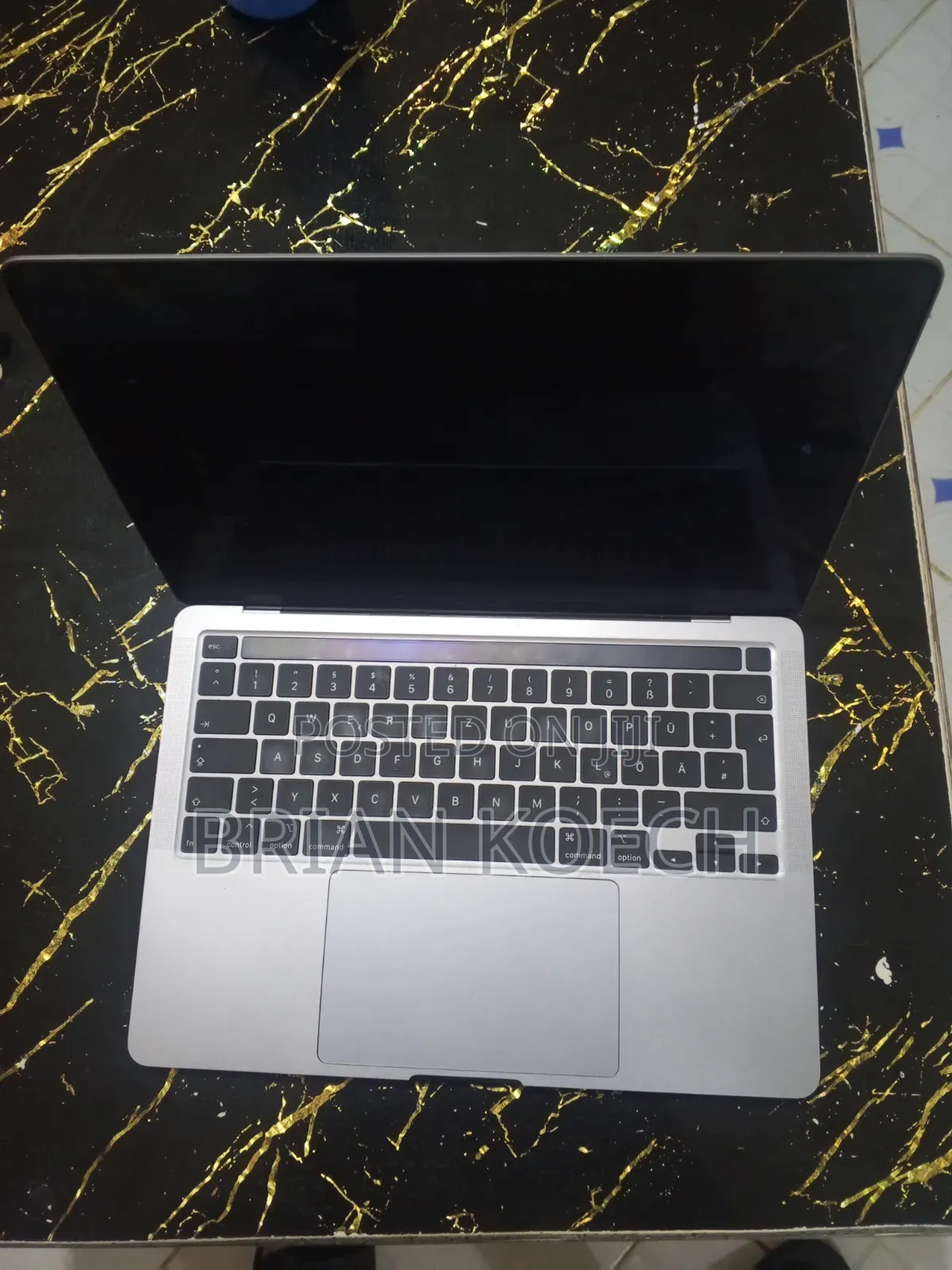 New Laptop Apple MacBook Pro 16GB Intel Core i7 SSD 512GB