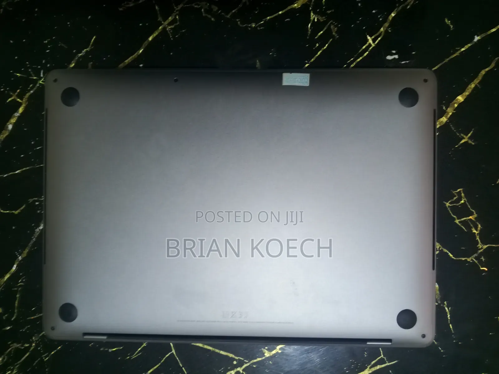 New Laptop Apple MacBook Pro 16GB Intel Core i7 SSD 512GB