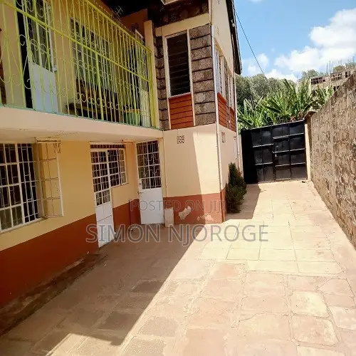 Spacious Stand Alone 3BR