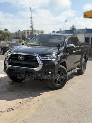 Toyota Hilux Revo Double Cab Deisel 2.4 AWD 2021 Black