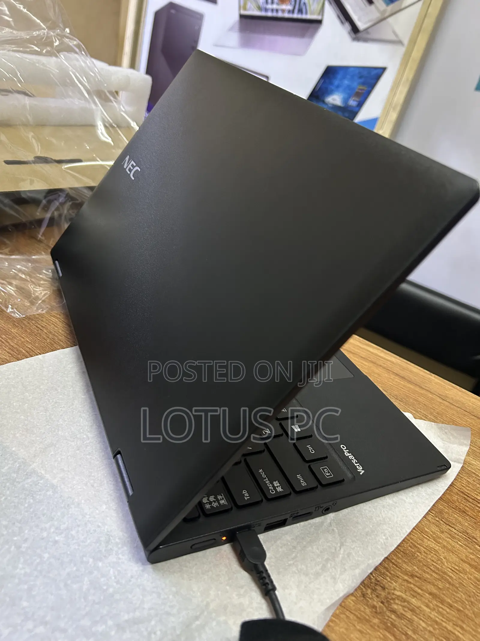 Laptop NEC 4GB Intel Celeron SSD 60GB