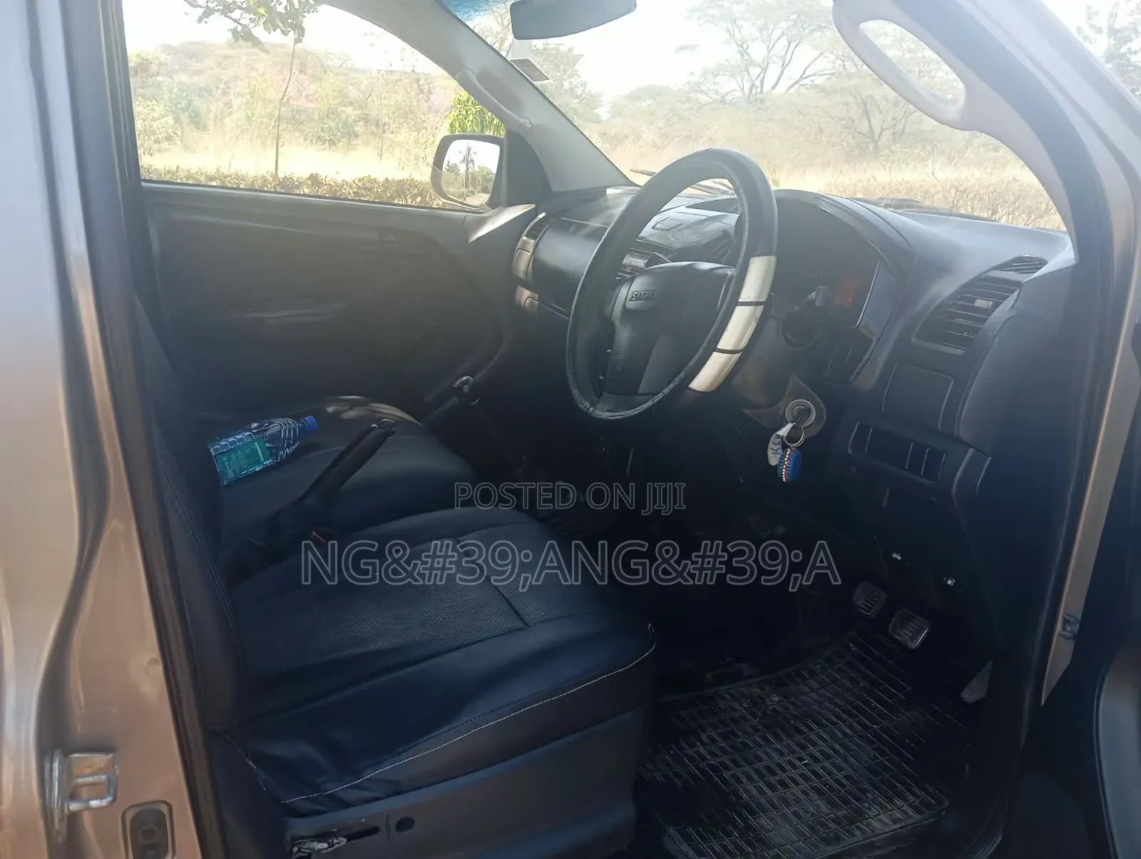 Isuzu D-MAX 2016 Gray
