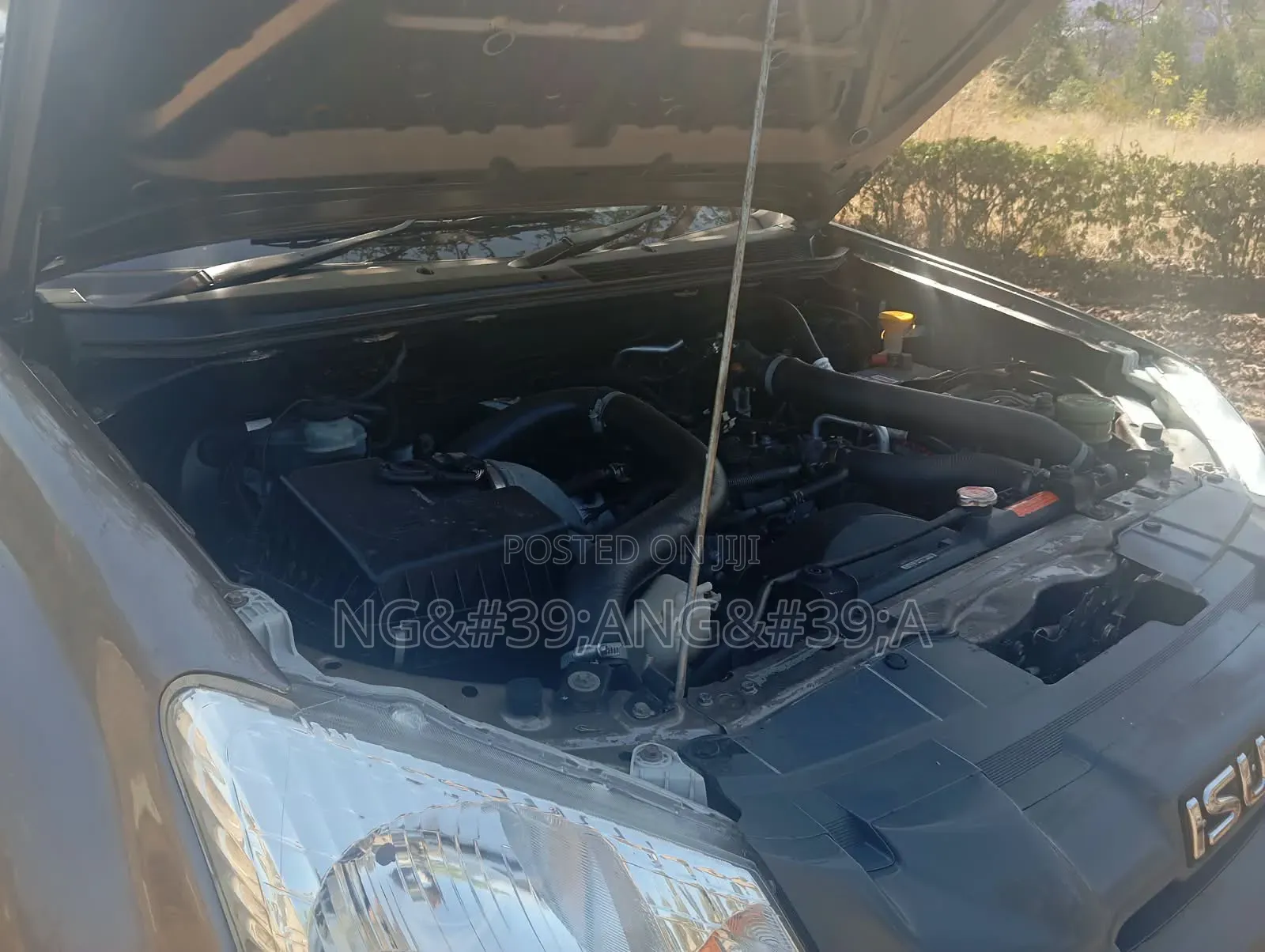 Isuzu D-MAX 2016 Gray