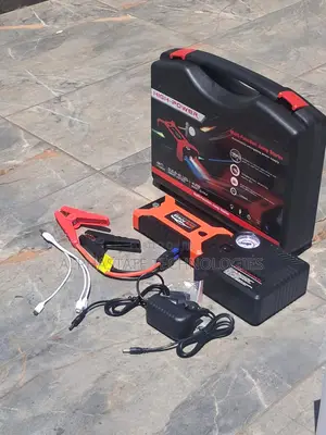 12V Portable Car Jump Starter With Smart Battery