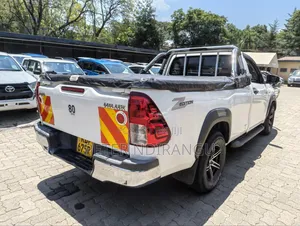 Toyota Hilux Revo Single Cab Deisel 2.4 RWD 2017 White