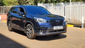 Subaru Forester Premium AWD 2019 Black