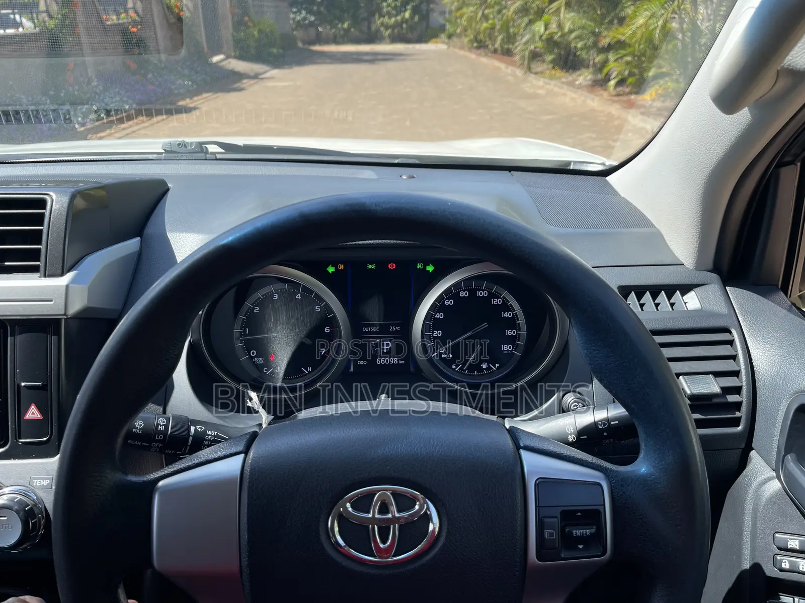 Toyota Land Cruiser Prado 2016 White