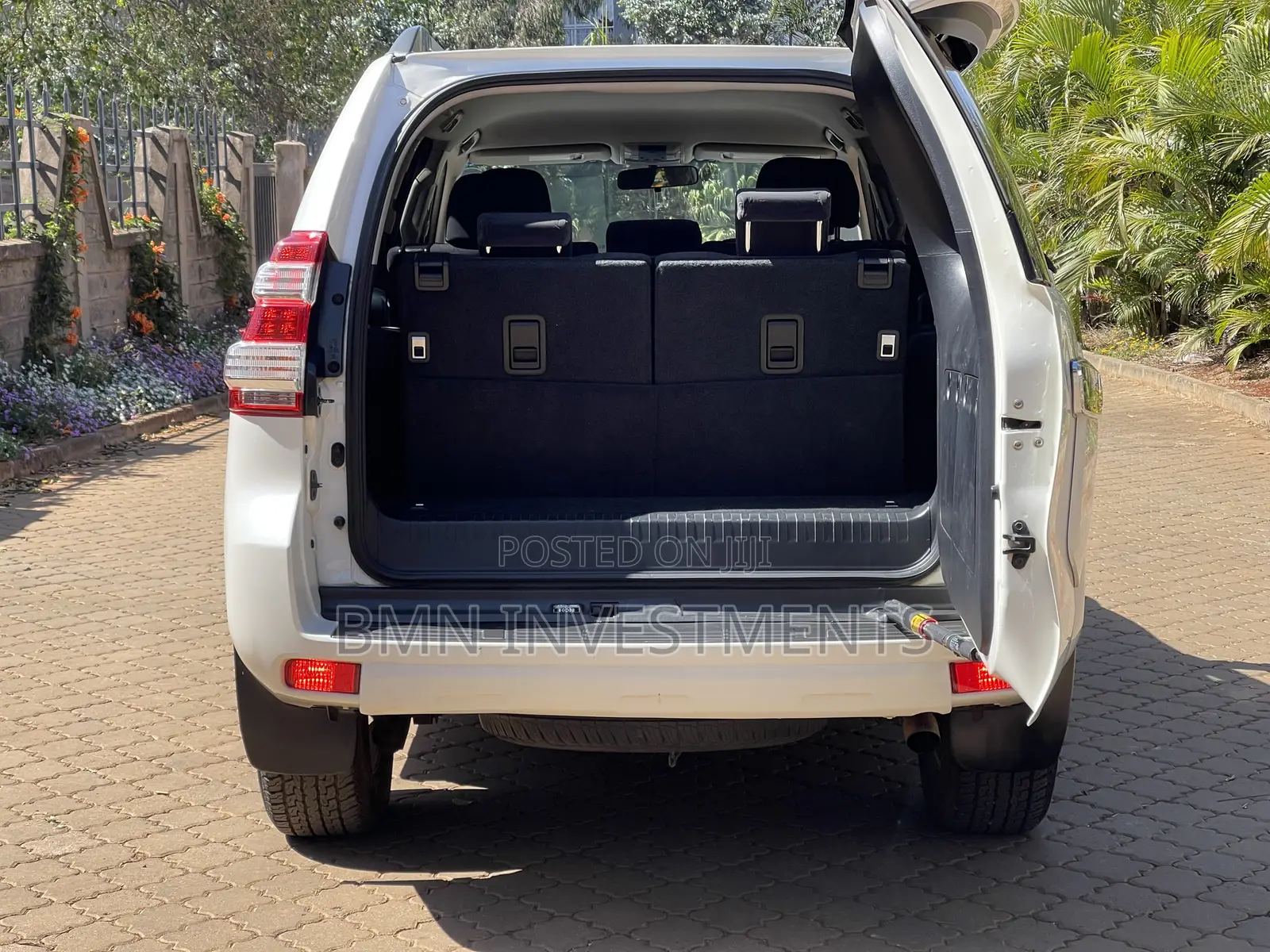 Toyota Land Cruiser Prado 2016 White