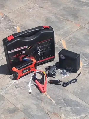 Heavy Duty Portable Car Jump Starter for SUVs