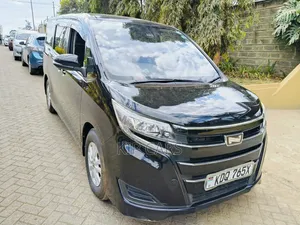 Toyota Noah 2.0 FWD (7 Seater) 2017 Black