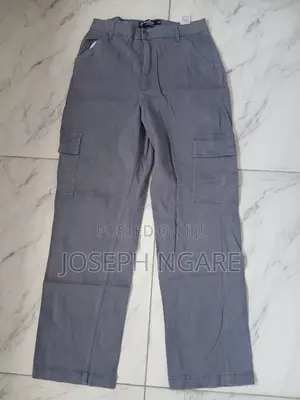 Thrifted Women’s Cargo Pants Trousers, W33, H44/46, L43