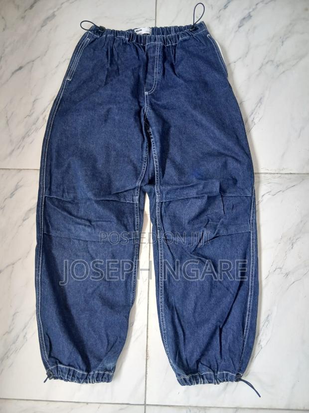 Thrifted Women’s Denim Jeans – Stylish Casual Fit, W33, H48/50, L40.5