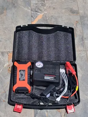Portable Car Jump Starter With Smart Battery Clamps