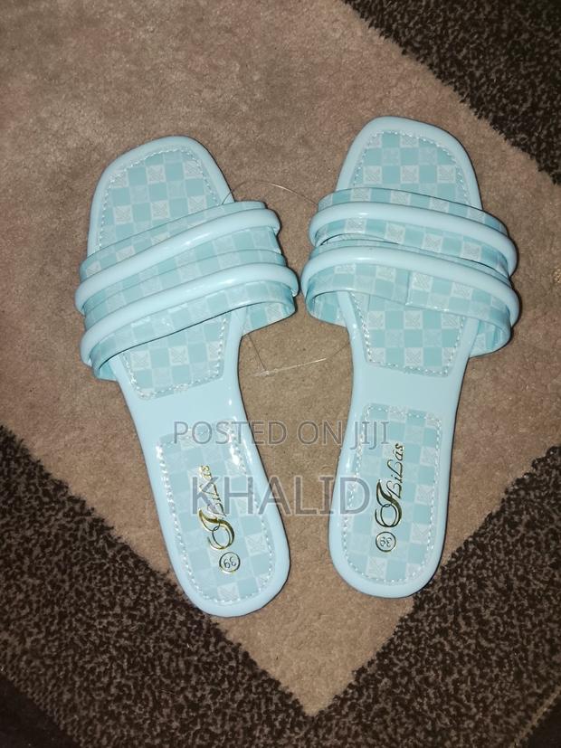 Ladies Flat Open Shoes