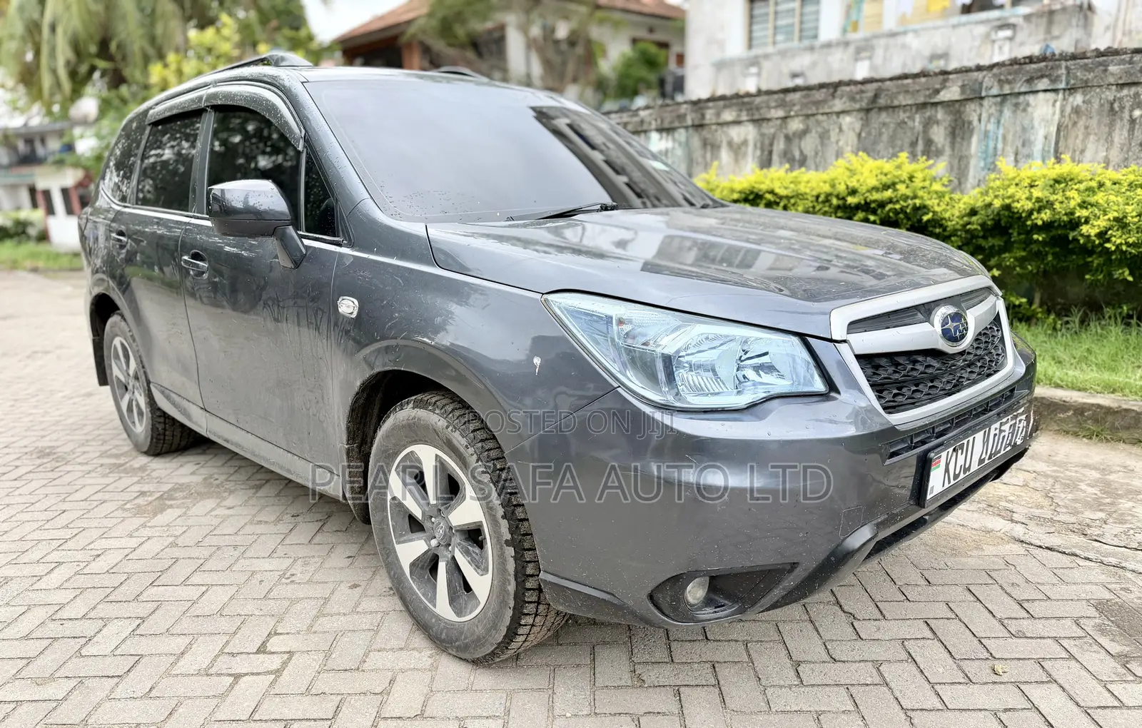 Subaru Forester 2013 Gray