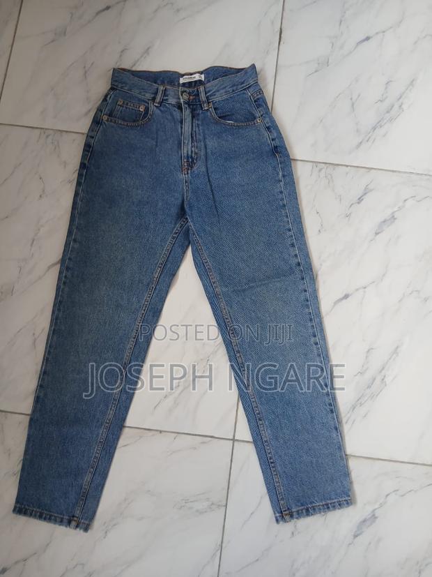 Thrifted Women’s Denim Jeans – W28.5, H40, L38