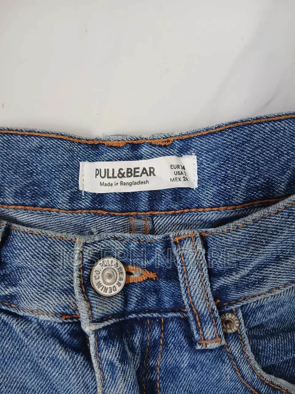 Thrifted Women’s Denim Jeans – W28.5, H40, L38